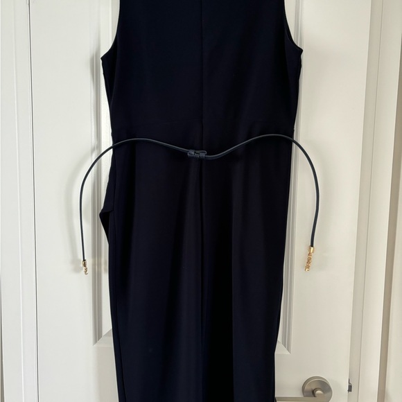 Sleeveless Belted Sheath Dress. Size 12 - Picture 4 of 4
